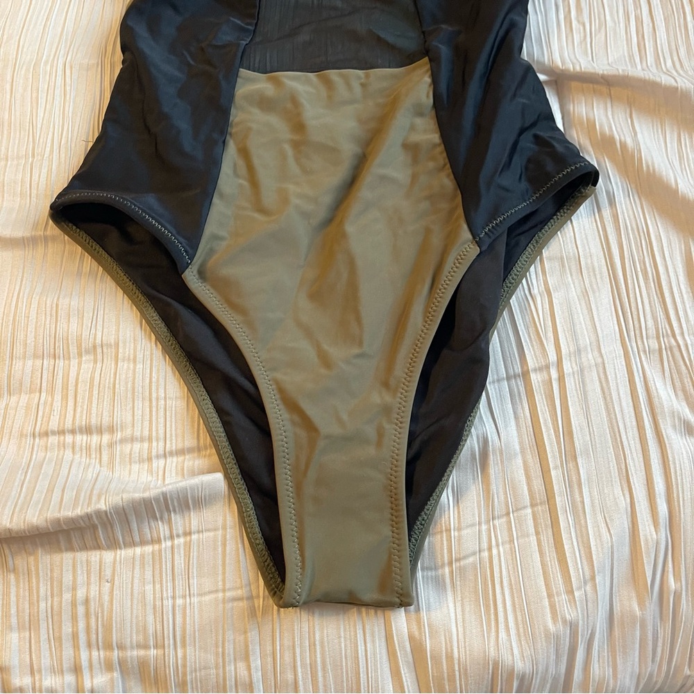 Cupshe Olive Green and Black One-Piece Swimsuit - Picture 3 of 12